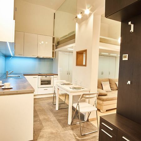 V27 Apartment | Hostaid Budapest Luaran gambar